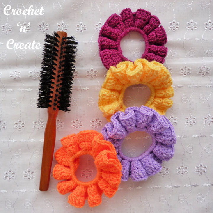 25 Free Crochet Scrunchie Patterns {PDF Pattern}