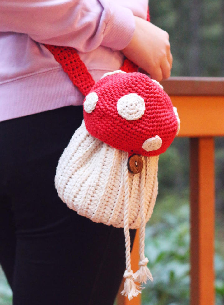 25 Free Crochet Mushroom Patterns (Amigurumi Pattern)