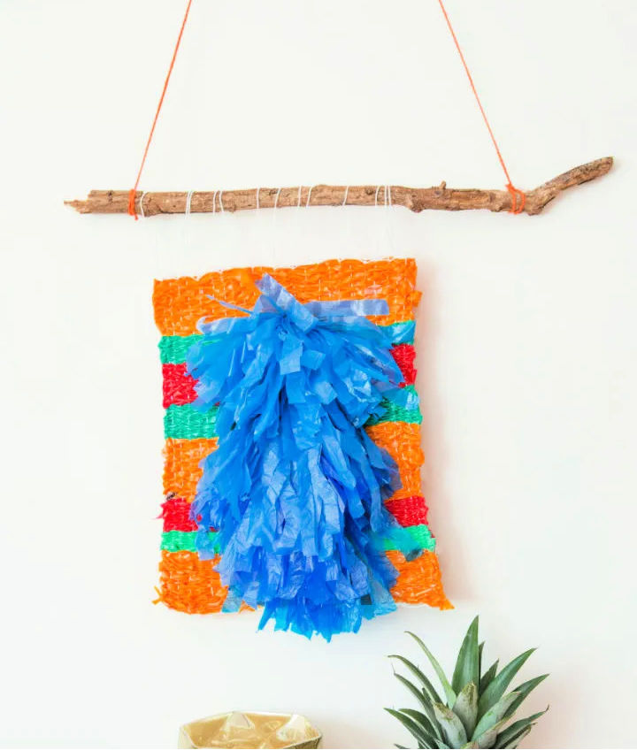 25 Easy Plastic Bag Crafts Things To Make With Plastic Bags   Old Plastic Bags Weave A Wall Hanging Craft 